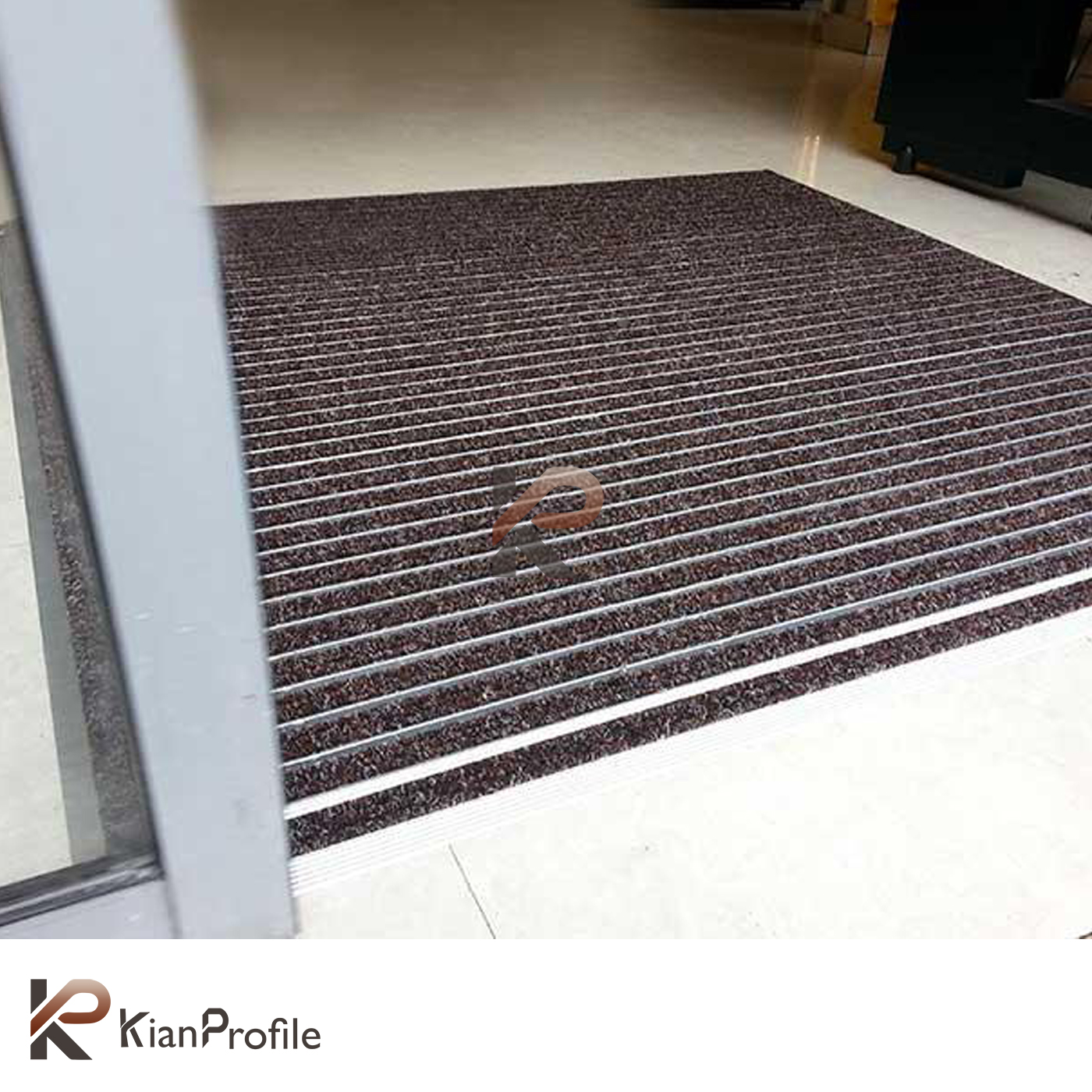 پادری آلومینیومی دو سانتی کد D500 با رویه موکت