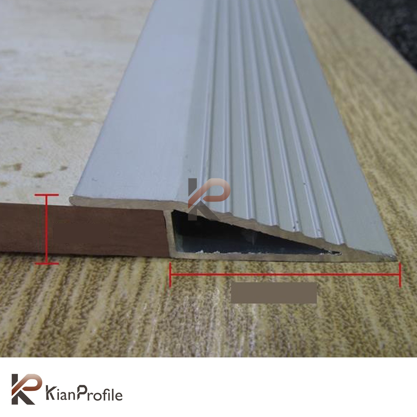 پروفیل آلومینیومی شیبدار مثلثی ارتفاع 16 میل کد A4 نقره ای