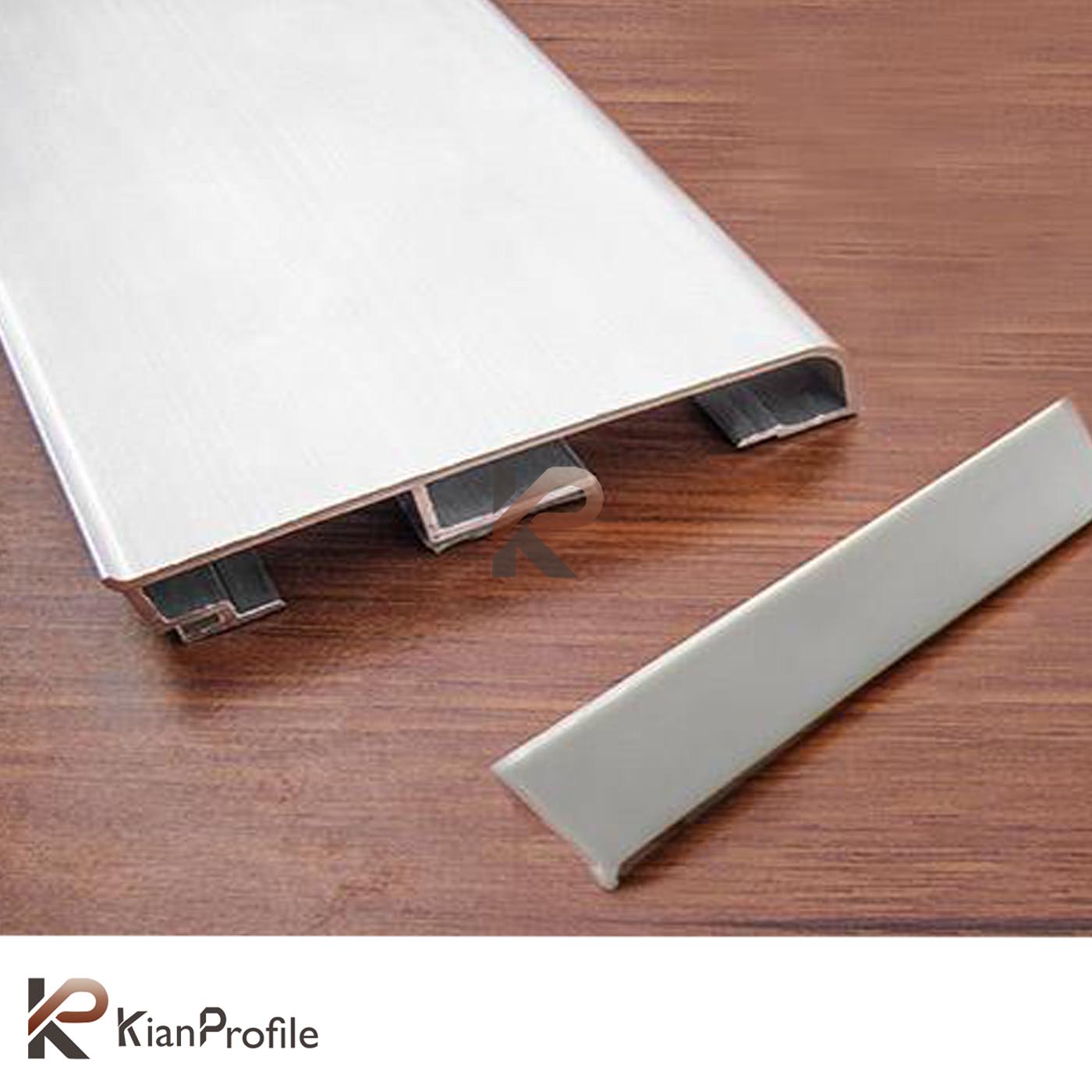 قرنیز آلومینیومی 8 سانتی بدون شیار LED کد A42 نقره ای