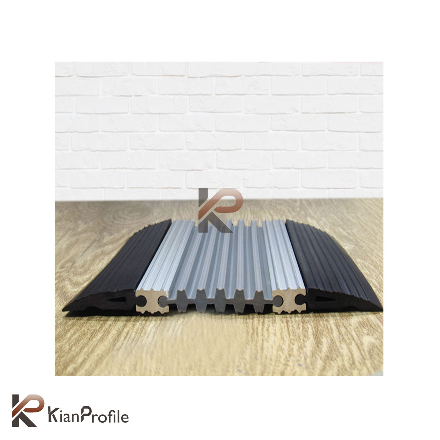 ترمز پله آلومینیوم پی وی سی تخت کد T10